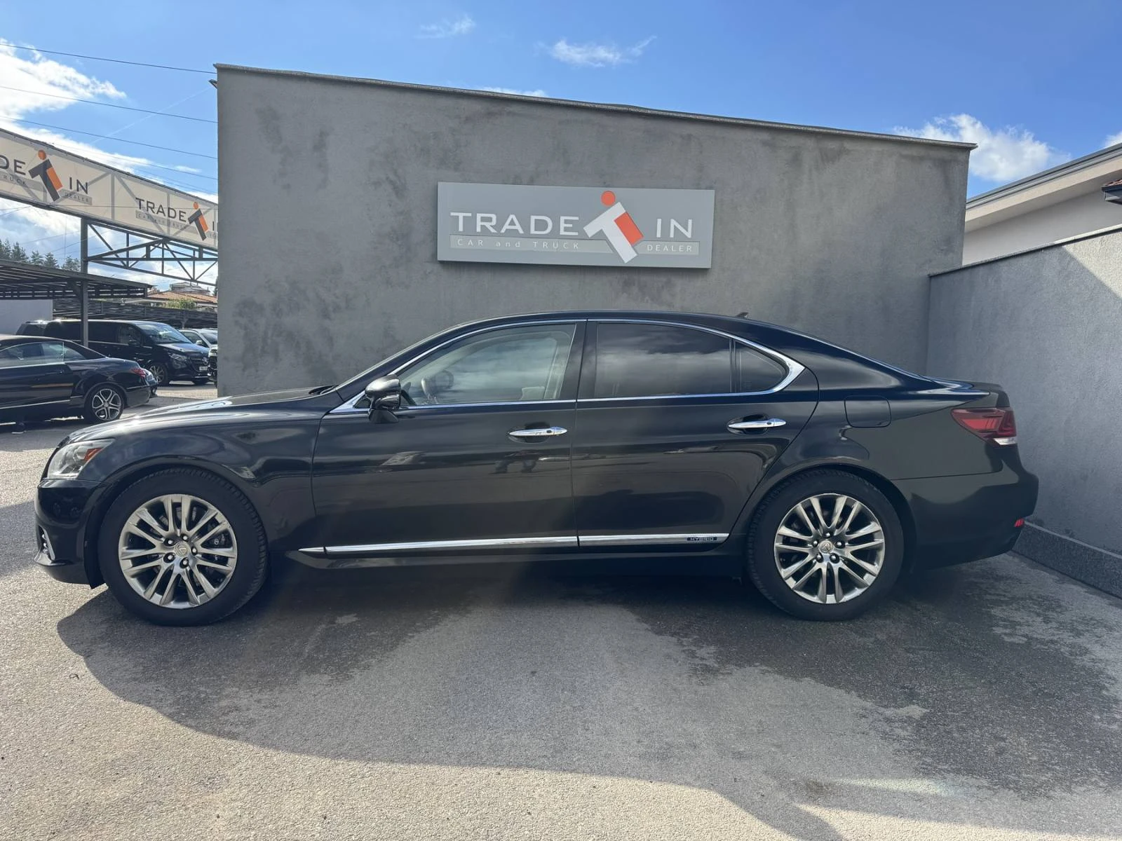 Lexus LS 600 h - изображение 7