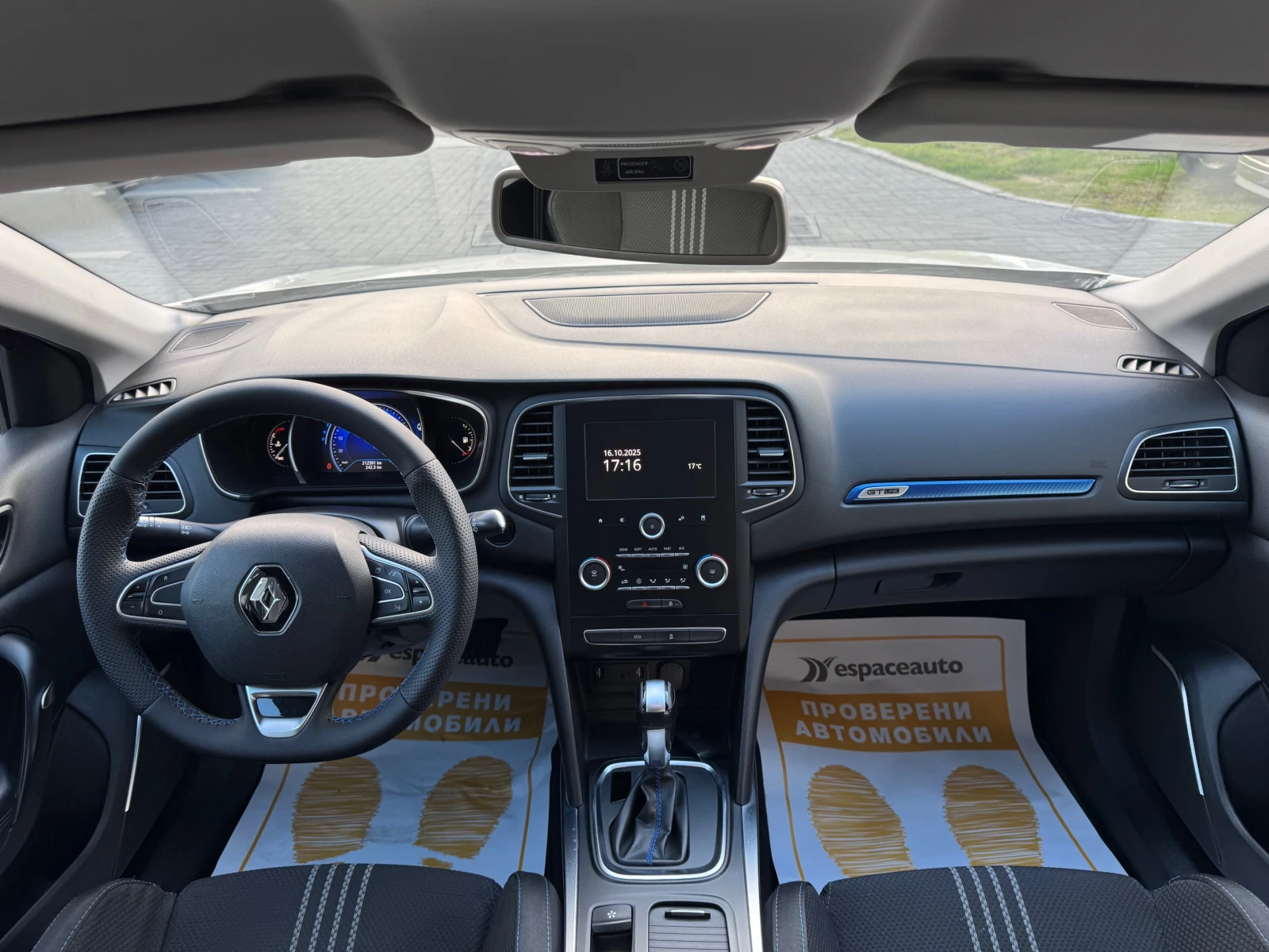 Renault Megane Grandtour 1.5 dCi 110к.с - изображение 9