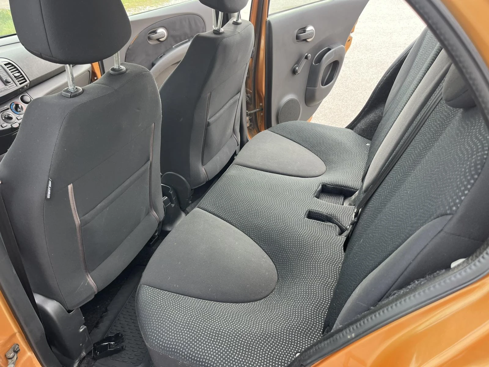 Nissan Micra 1.3i 65кс КЛИМАТИК - изображение 9