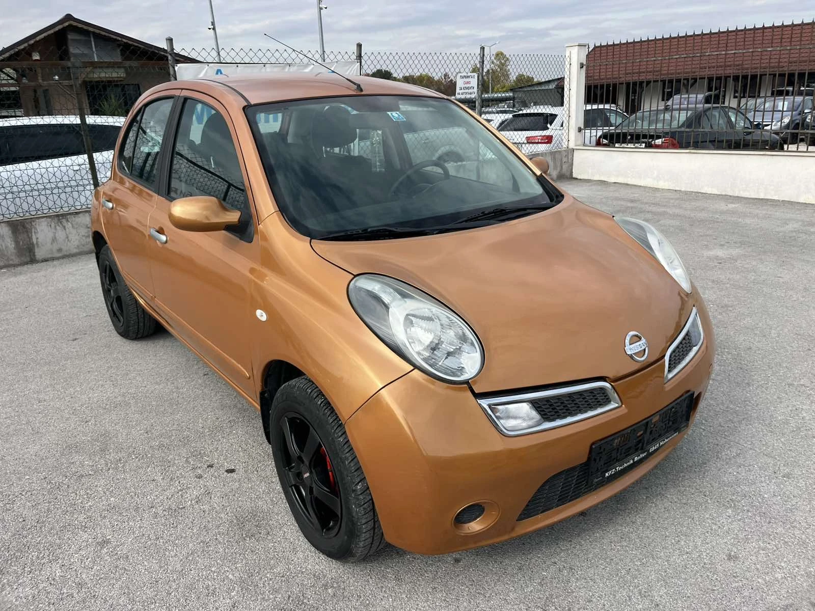 Nissan Micra 1.3i 65кс КЛИМАТИК - изображение 3