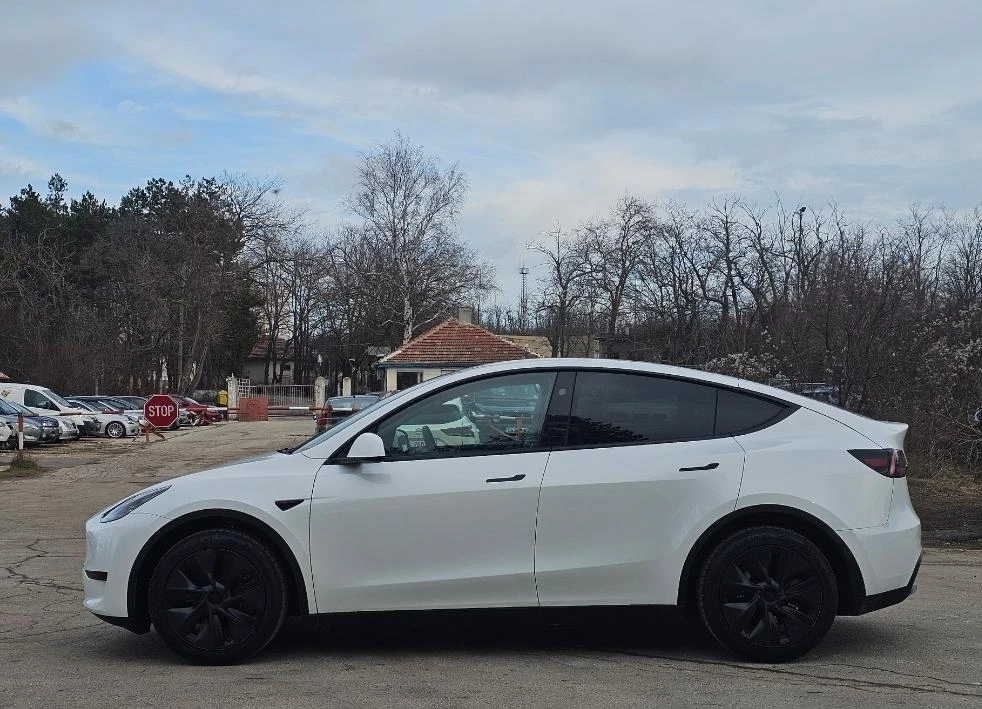 Tesla Model Y ���� 17000 �� ��� | Mobile.bg � ����������� 3