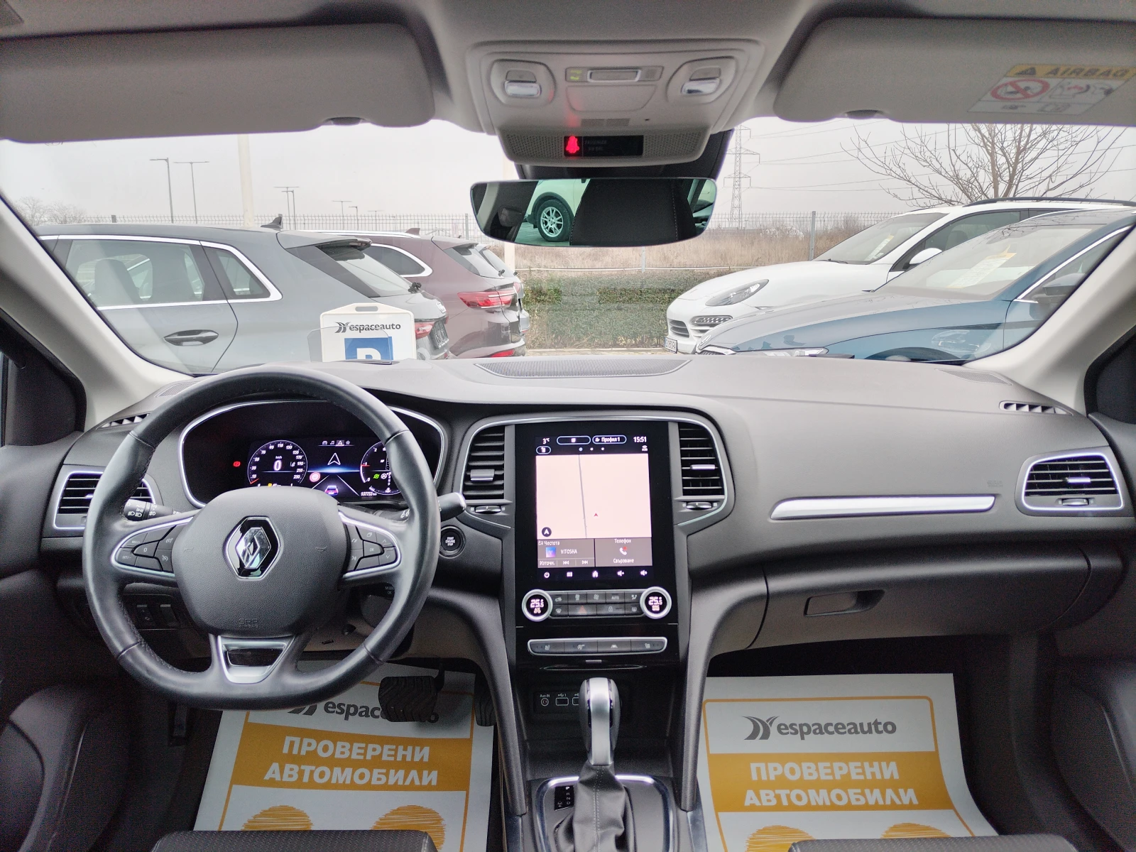 Renault Megane Intens 1.5 dCi 115 к.с./ EDC - изображение 9