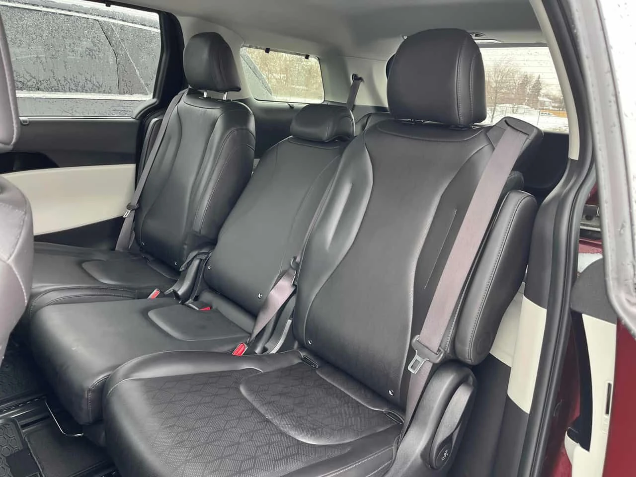 Kia Carnival * FWD * CARFAX * ������ * ������� * CARPLAY | Mobile.bg � ����������� 11