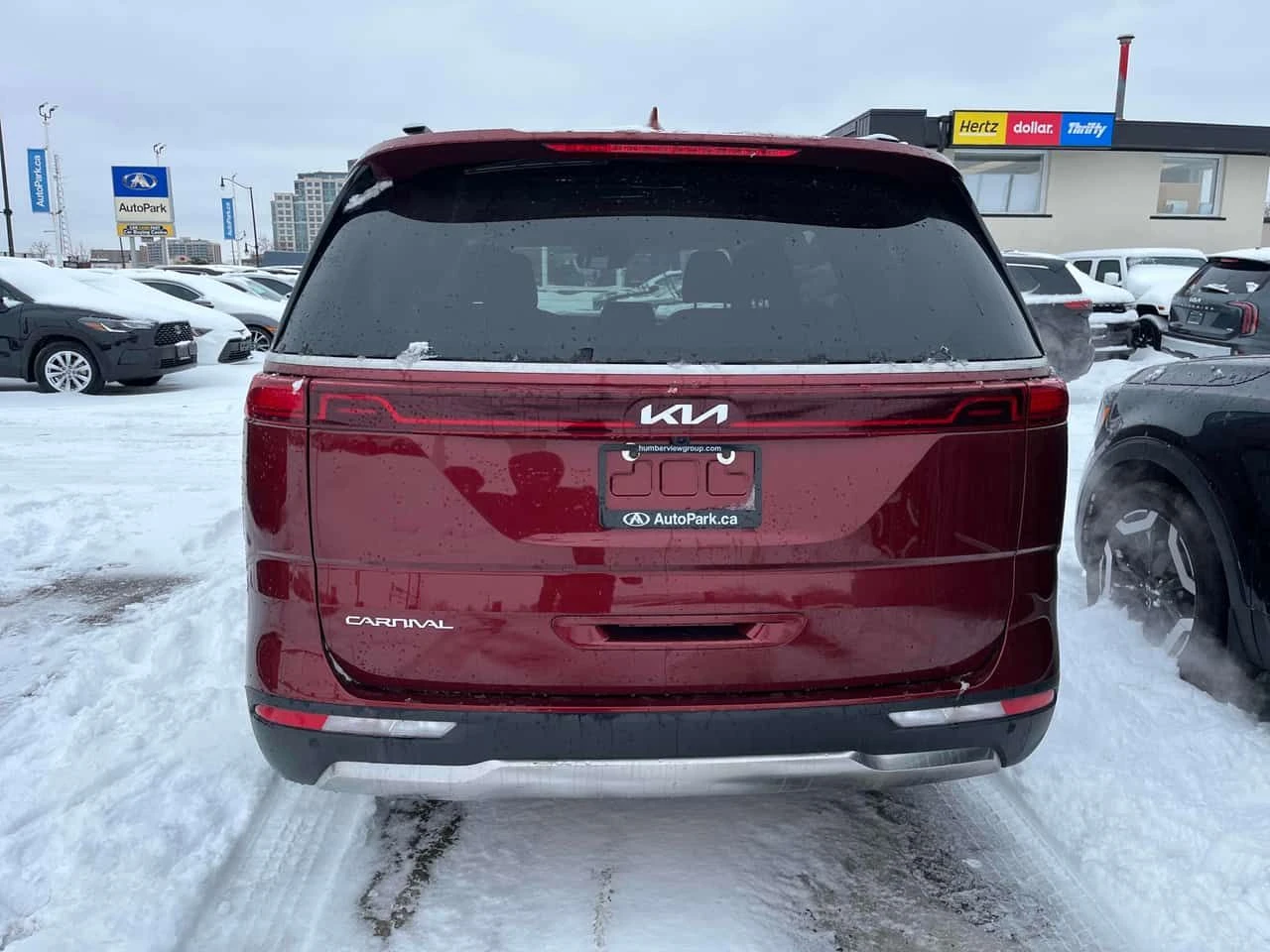 Kia Carnival * FWD * CARFAX * ������ * ������� * CARPLAY | Mobile.bg � ����������� 4