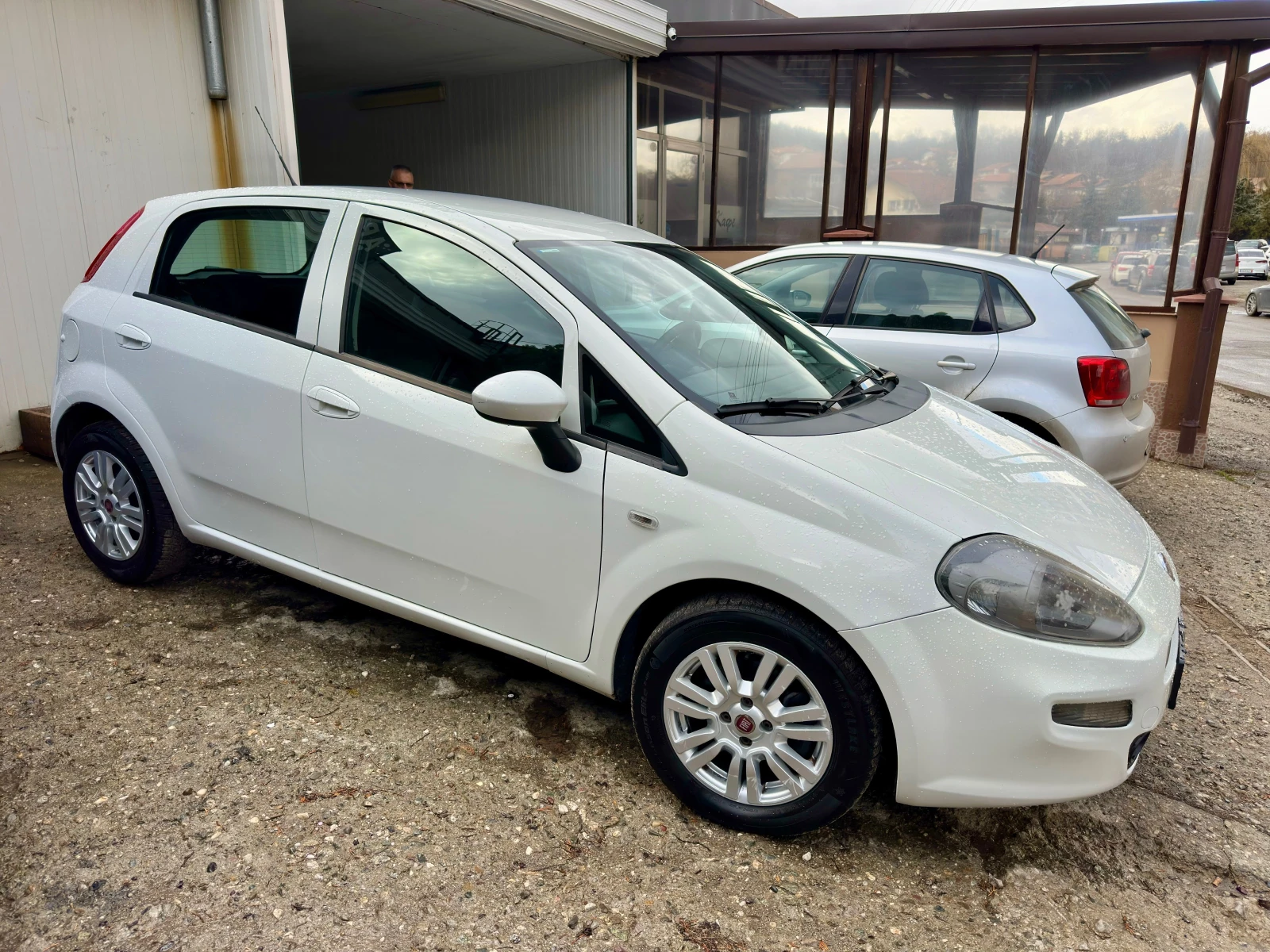 Fiat Punto 1.3 Mjet, снимка 14 - Автомобили и джипове - 53726203