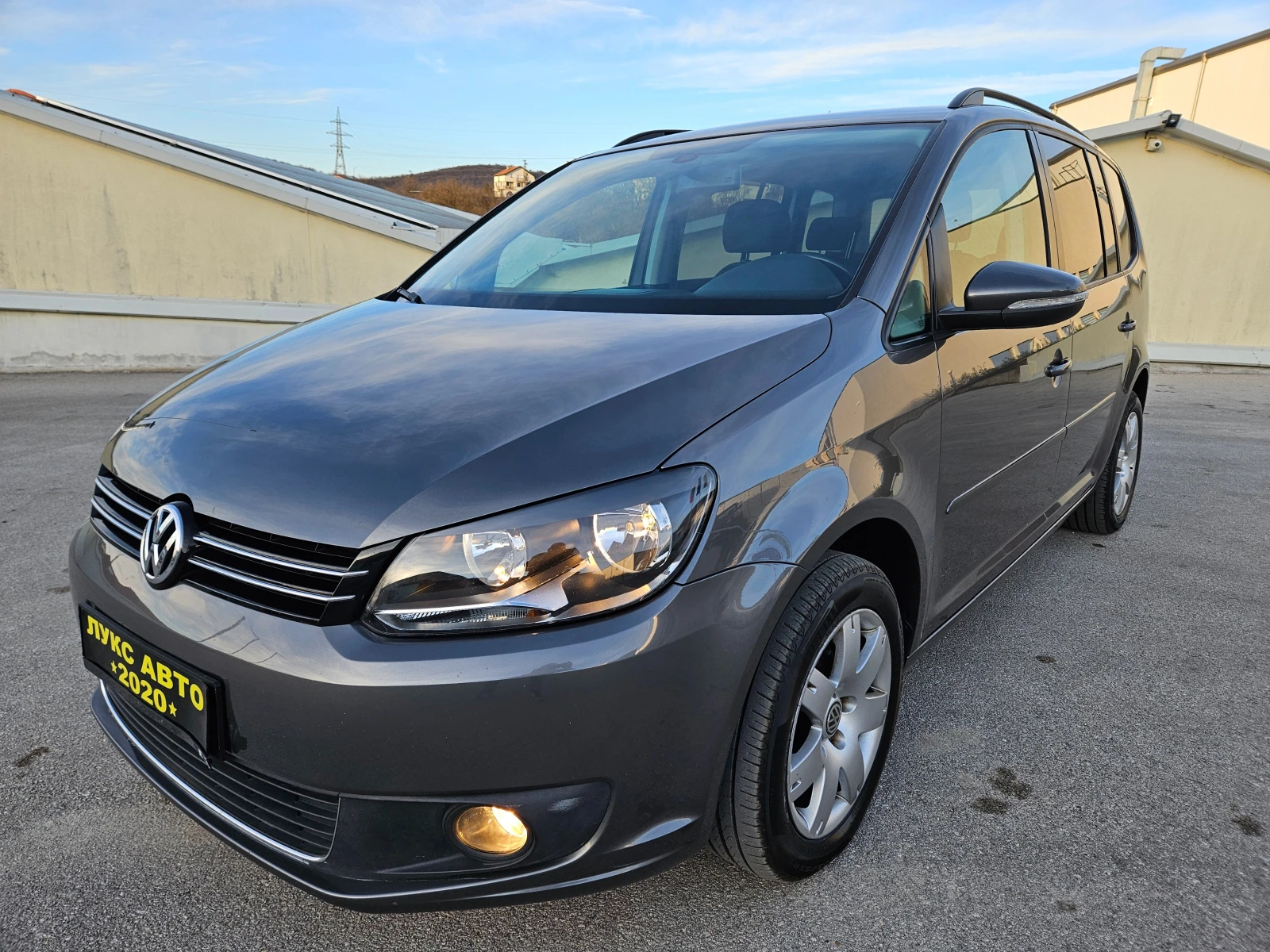 VW Touran 1.6 УНИКАТ 7места - изображение 8