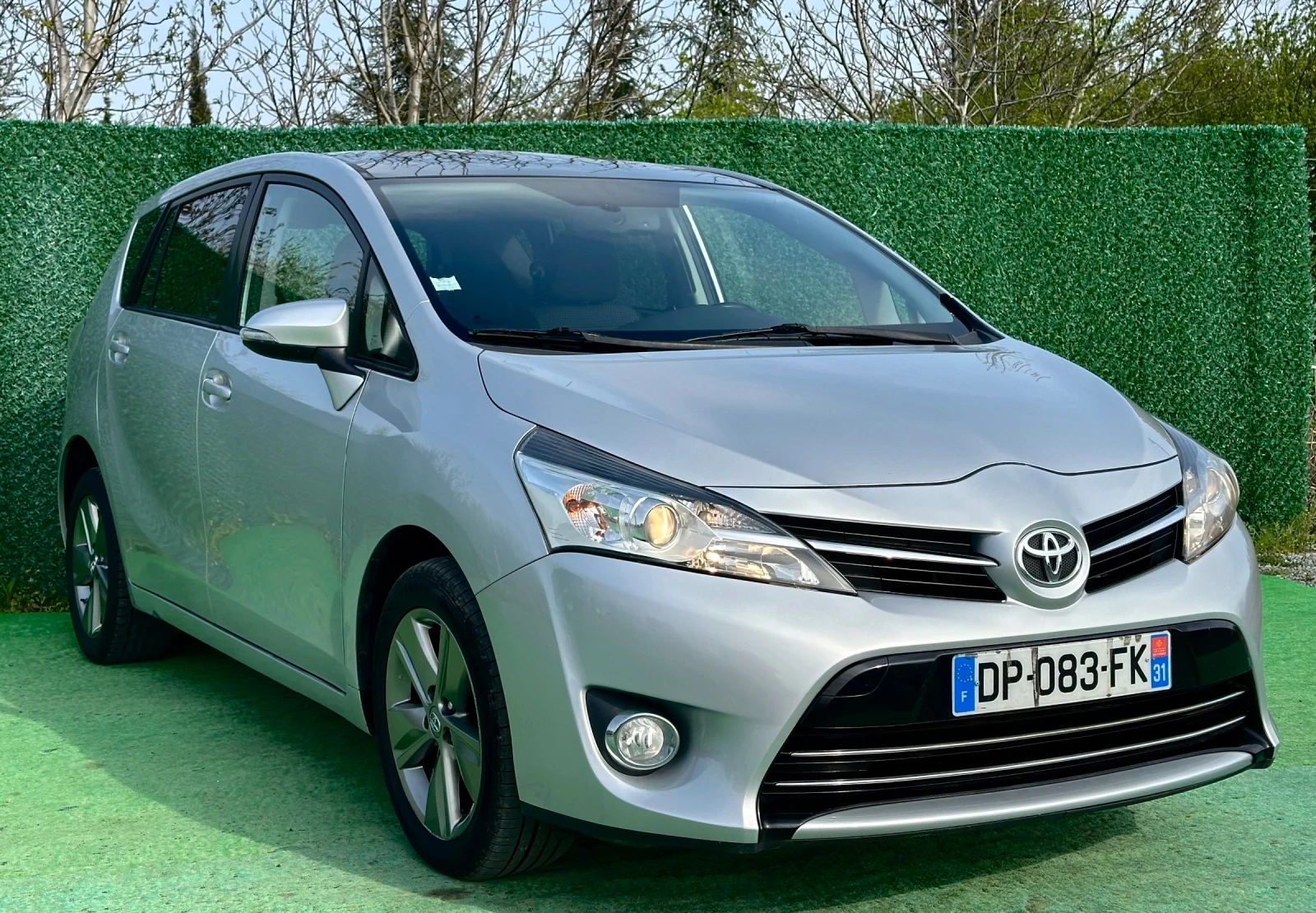 Toyota Verso 7 МЕСТА КАМЕРА НАВИГЦИЯ АВТОПИЛОТ ПАНОРАМА 1.6 D4D, снимка 3 - Автомобили и джипове - 54185347