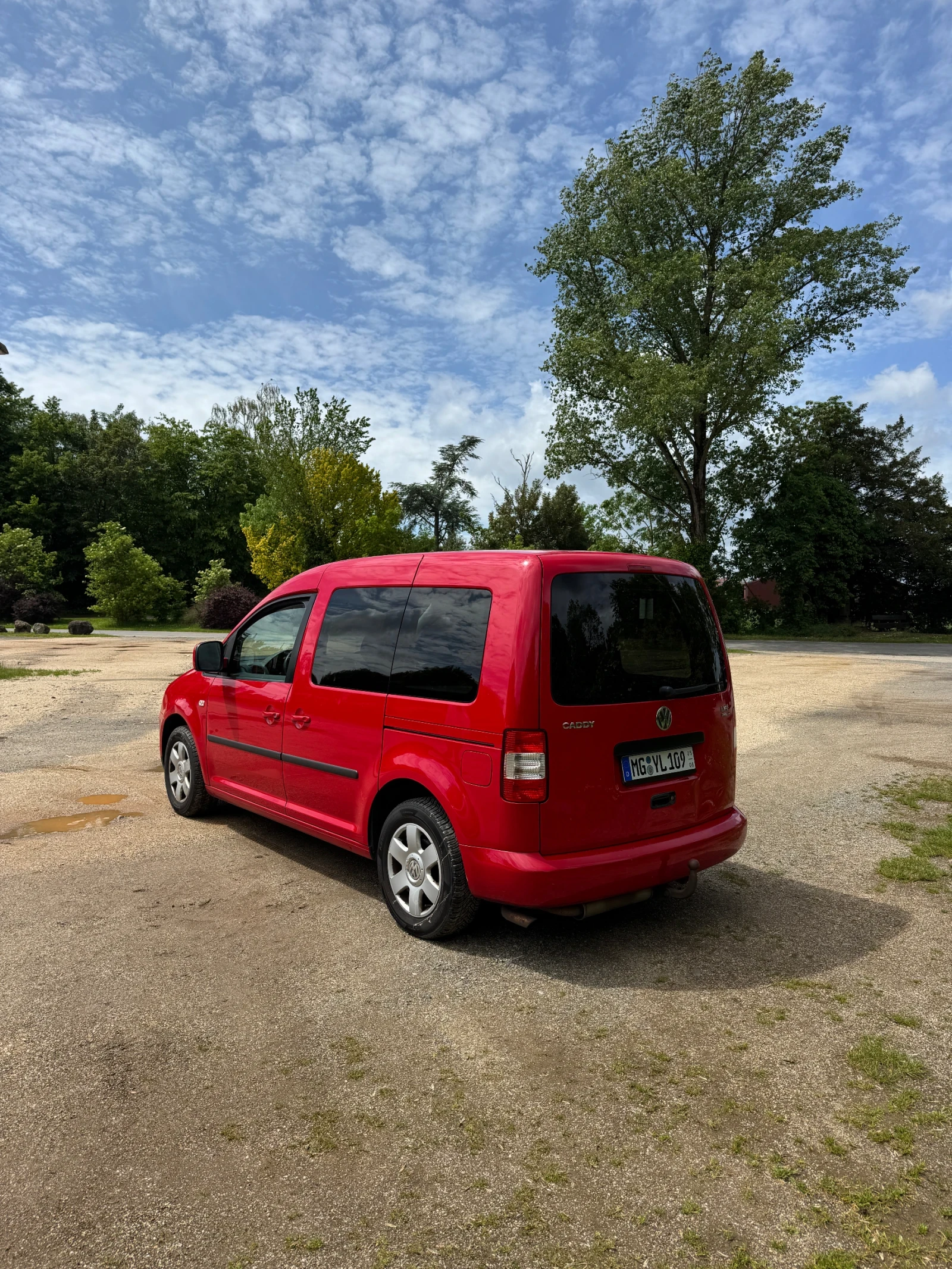 VW Caddy, снимка 2 - Автомобили и джипове - 54635195