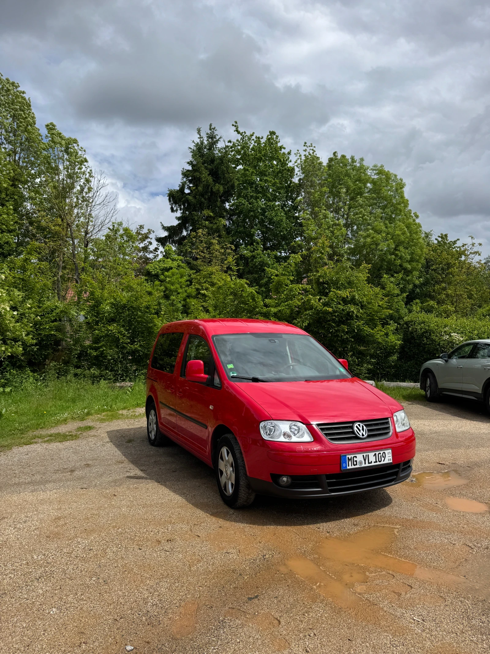 VW Caddy, снимка 6 - Автомобили и джипове - 54635195