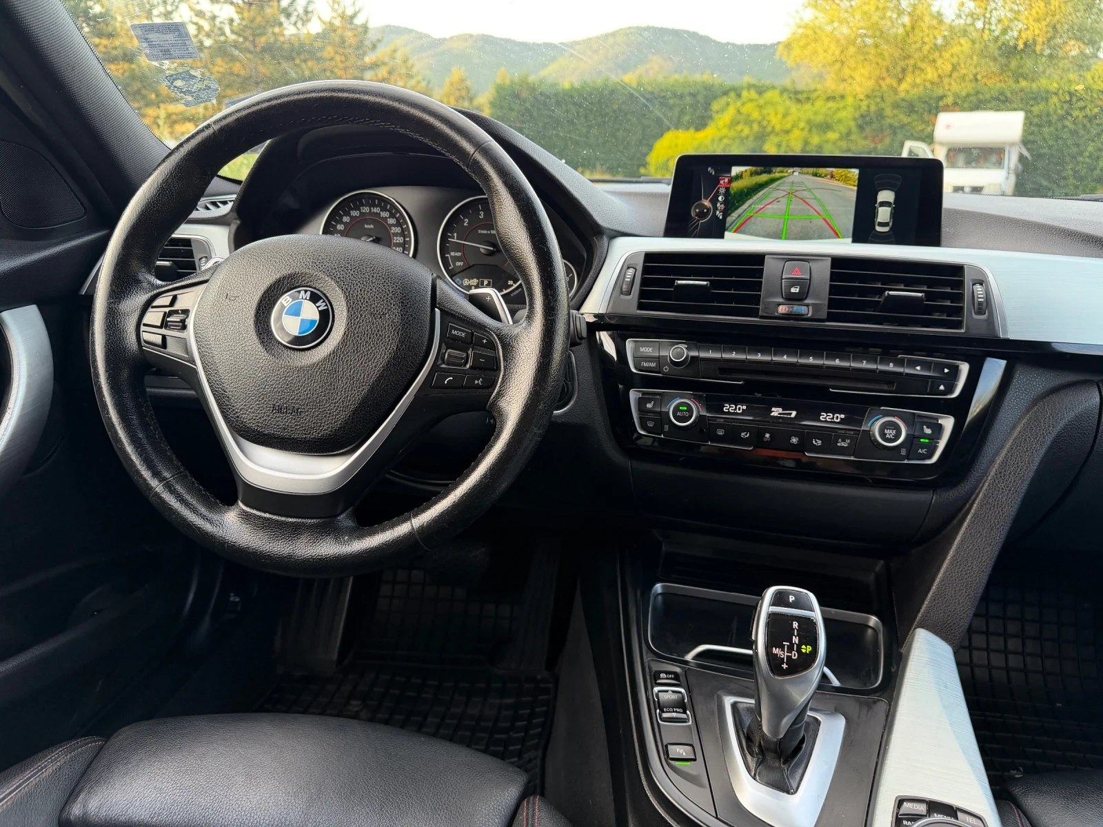 BMW 328 xDrive, снимка 9 - Автомобили и джипове - 54843886