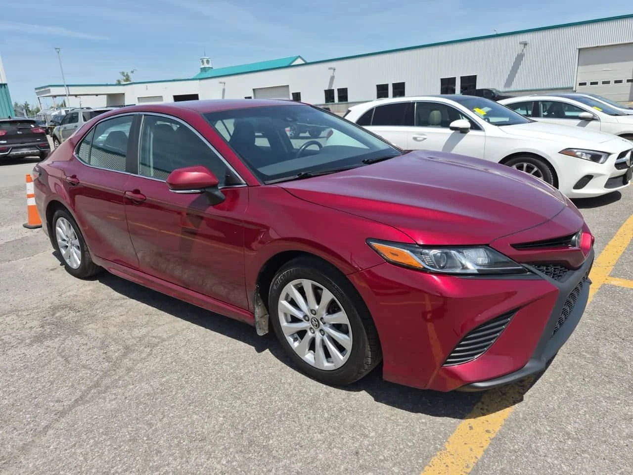 Toyota Camry * SE * АВТОКРЕДИТ БЕЗ ПЪРВОНАЧАЛНА ВНОСКА* , снимка 2 - Автомобили и джипове - 54987010