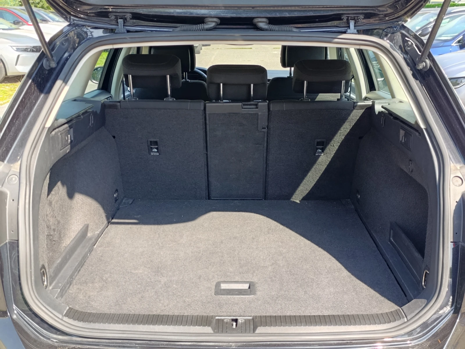 VW Passat 2.0TDI 150кс., снимка 14 - Автомобили и джипове - 55100027