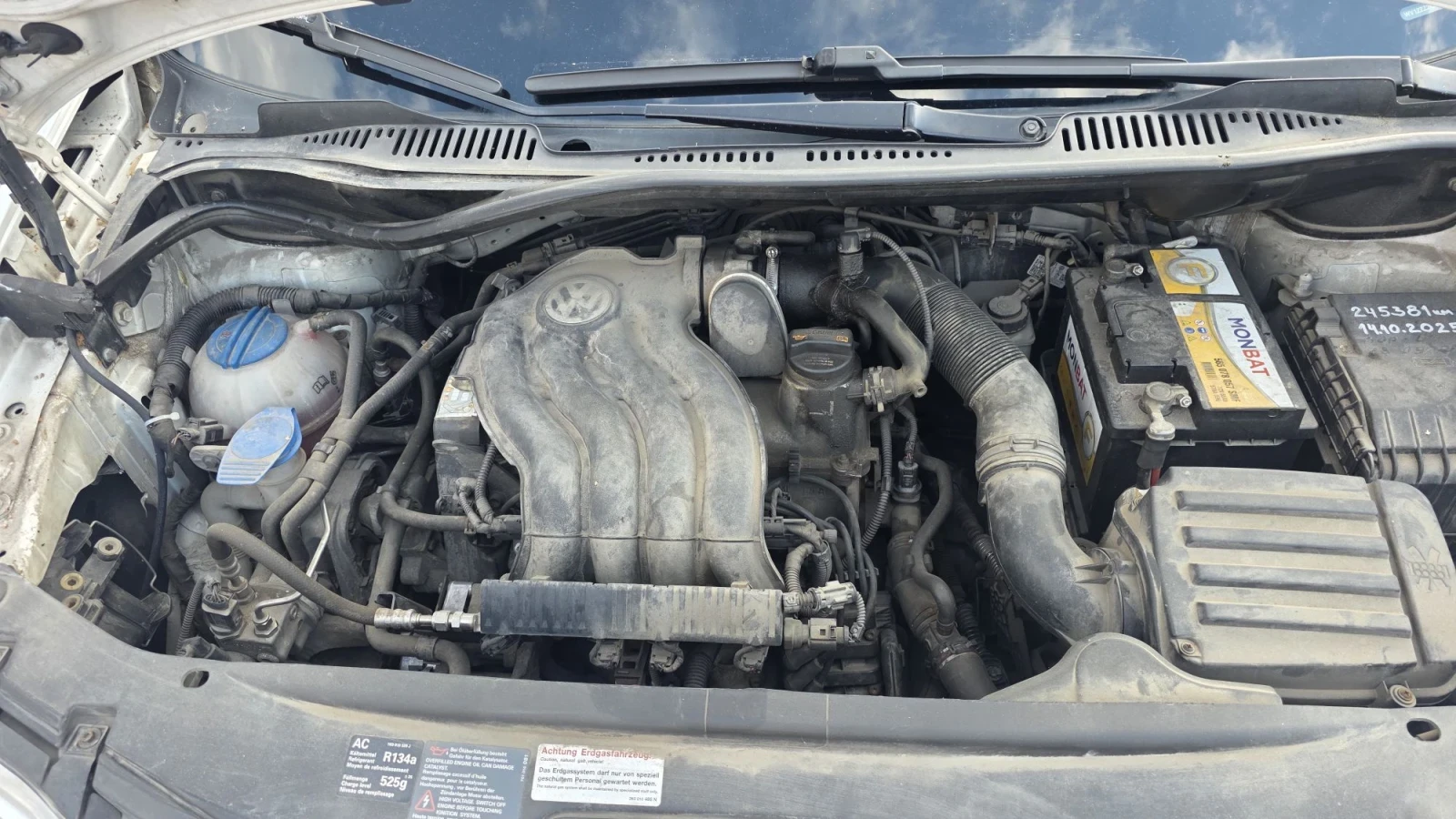 VW Caddy 2, 0 фабричен метан, снимка 11 - Автомобили и джипове - 55845269