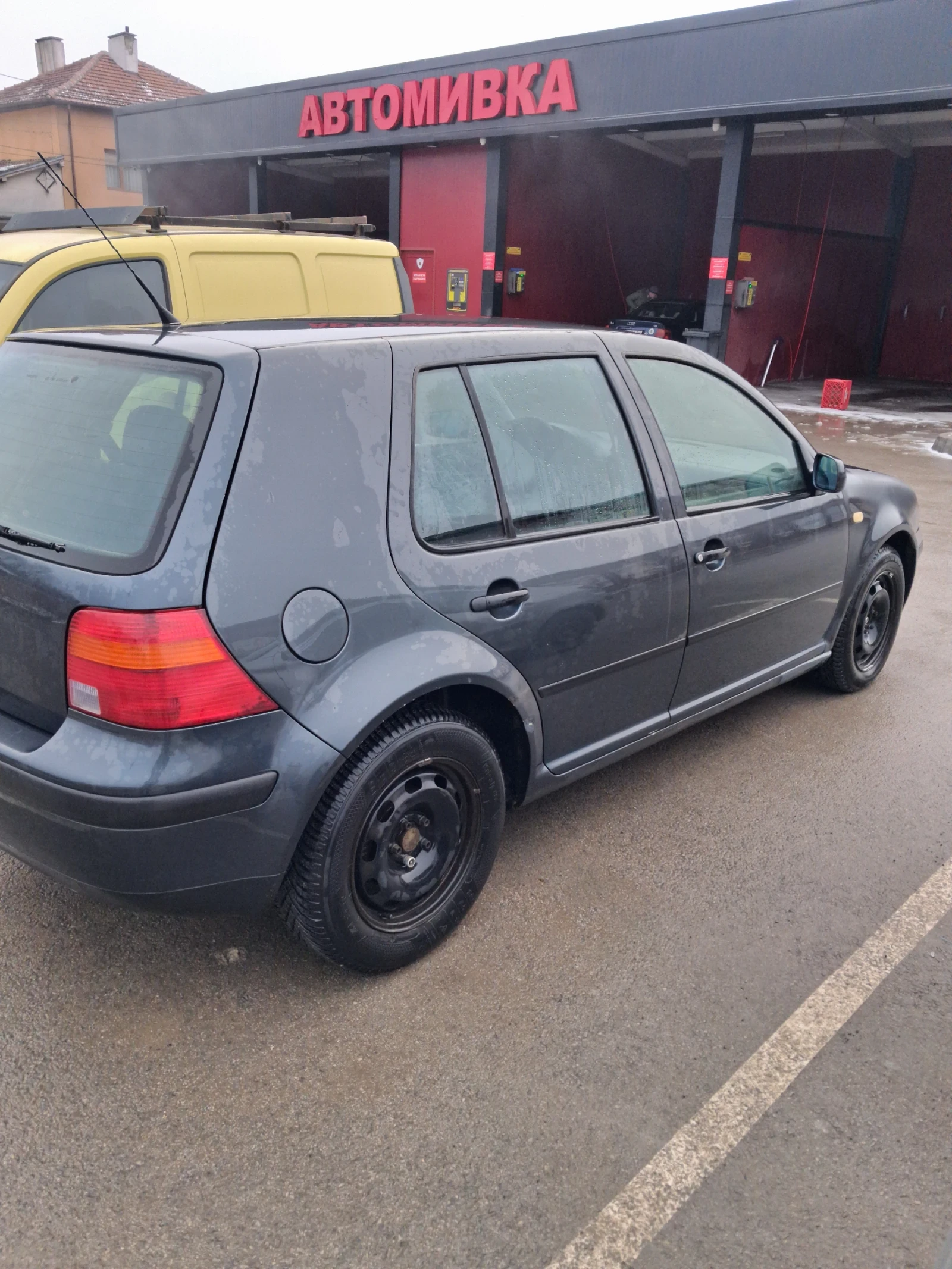 VW Golf, снимка 6 - Автомобили и джипове - 55875263