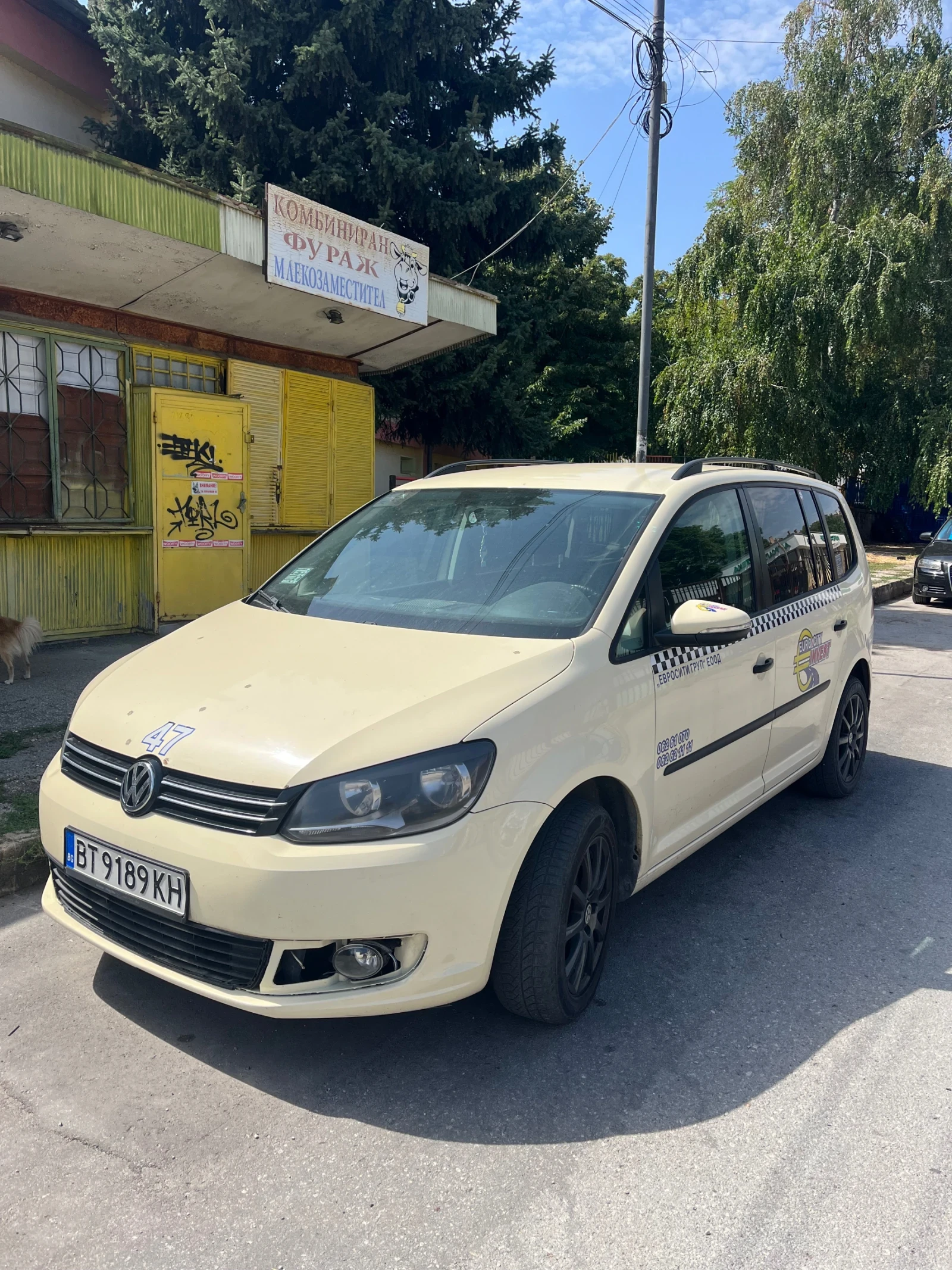 VW Touran, снимка 3 - Автомобили и джипове - 55876690