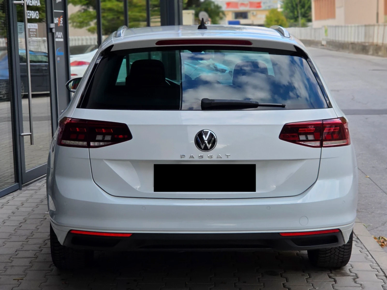 VW Passat Facelift 2.0 TDI DSG * Камера * Панорама , снимка 5 - Автомобили и джипове - 56216219