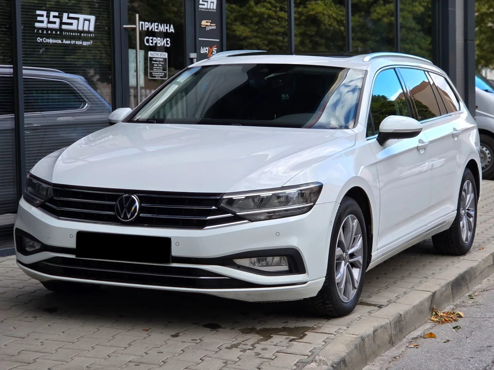 VW Passat Facelift 2.0 TDI DSG * Камера * Панорама , снимка 3 - Автомобили и джипове - 56216219