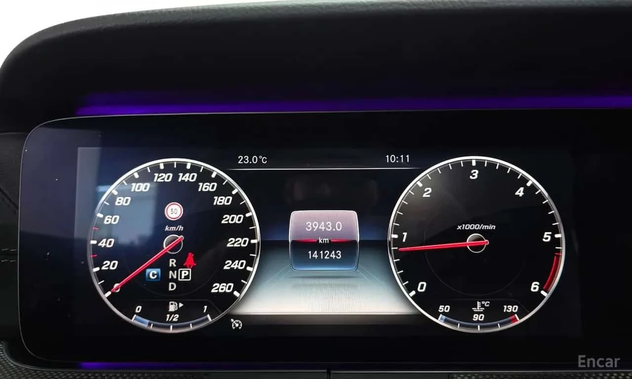 Mercedes-Benz CLS 300 AMG | HUD | CARBON TRIM | BURMESTER | Mobile.bg � ����������� 8