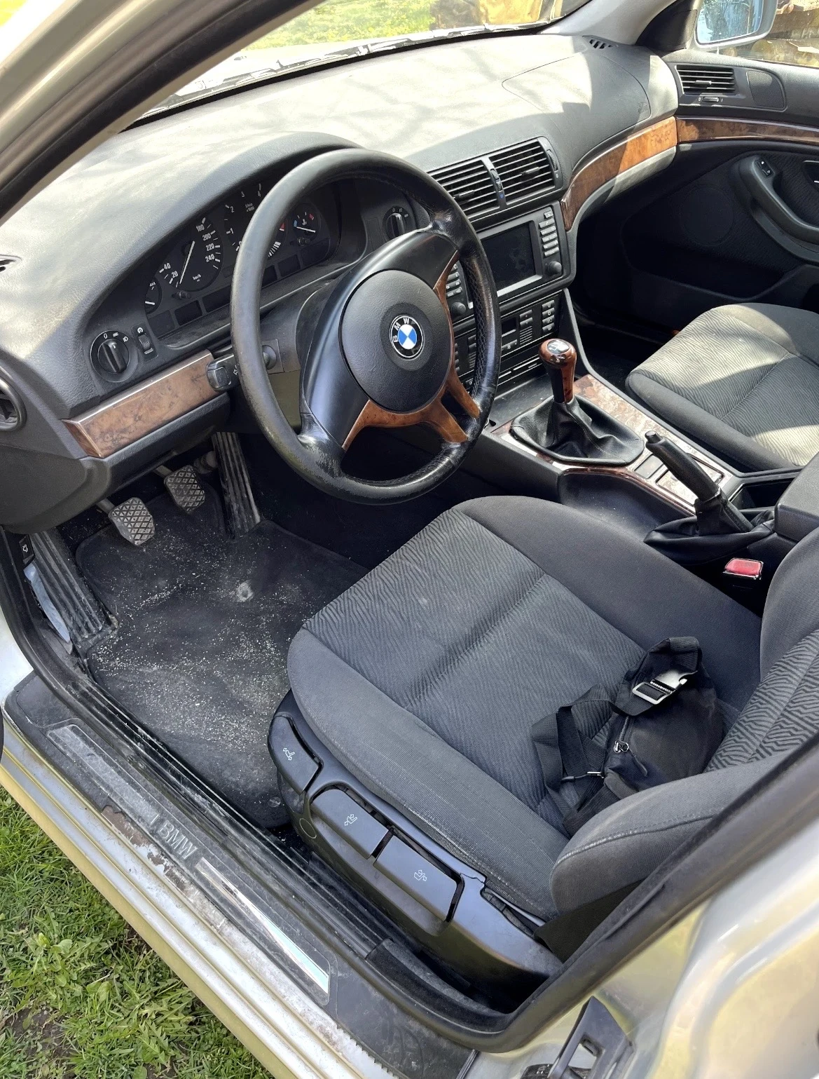 BMW 520, снимка 5 - Автомобили и джипове - 56324727