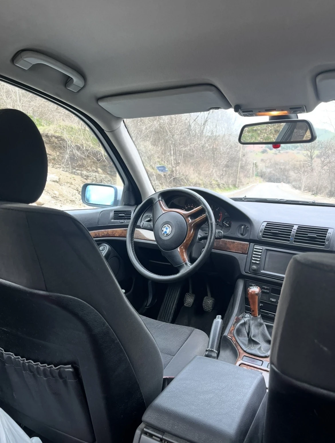 BMW 520, снимка 4 - Автомобили и джипове - 56324727