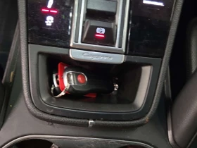 Porsche Cayenne * E Hybrid * ПАНОРАМА* 360KAMЕРА* ДИСТРОНИК* , снимка 9