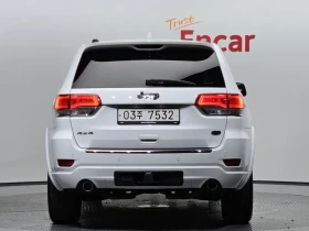 Jeep Cherokee 3.6 Overland/ ПАМЕТ/ DIST/ ОБДУХВАНЕ/ КАМЕРА/ ШИБЕ, снимка 4