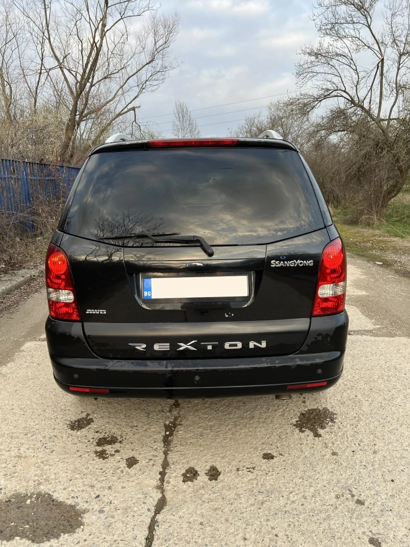 SsangYong Rexton, снимка 5 - Автомобили и джипове - 45289359