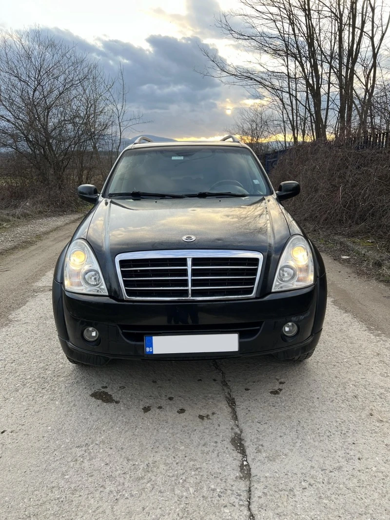 SsangYong Rexton, снимка 2 - Автомобили и джипове - 45289359