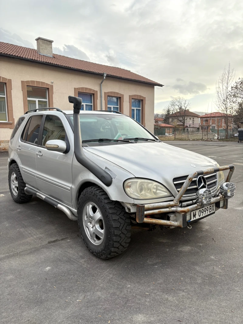 Mercedes-Benz ML 270 Има Чип , снимка 1 - Автомобили и джипове - 49486730