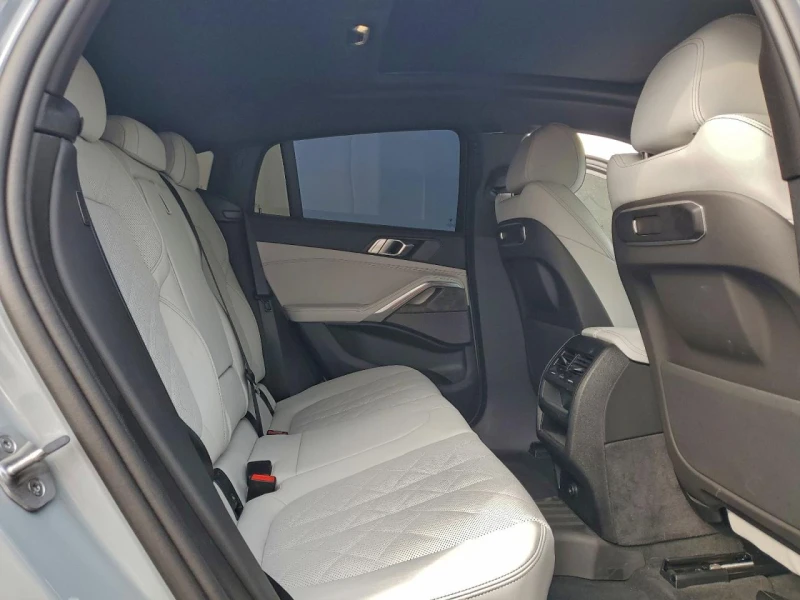 BMW X6 XDRIVE40I* M PACK* DISTRONIC* 360* HEADUP* , снимка 11 - Автомобили и джипове - 52726885