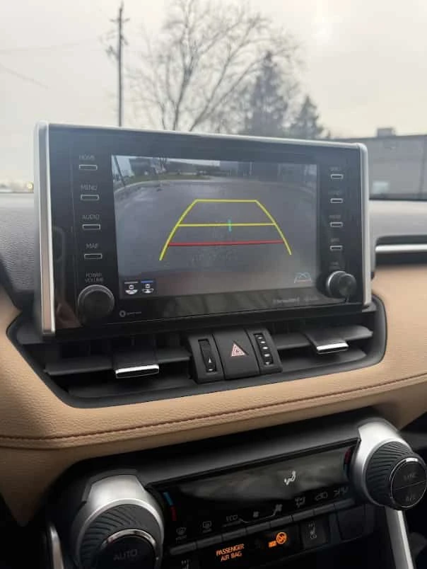 Toyota Rav4 * Limited * 2 КЛЮЧА * КОМПЛЕКТ ГУМИ * ПОДГРЕВ, снимка 14 - Автомобили и джипове - 54158544