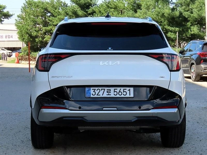Kia Sportage HEV 1.6 2WD| 226к.с., снимка 4 - Автомобили и джипове - 56160506