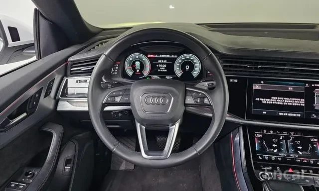 Audi Q8 45 TDI quattro Premium* ���* �����* ������ | Mobile.bg � ����������� 12