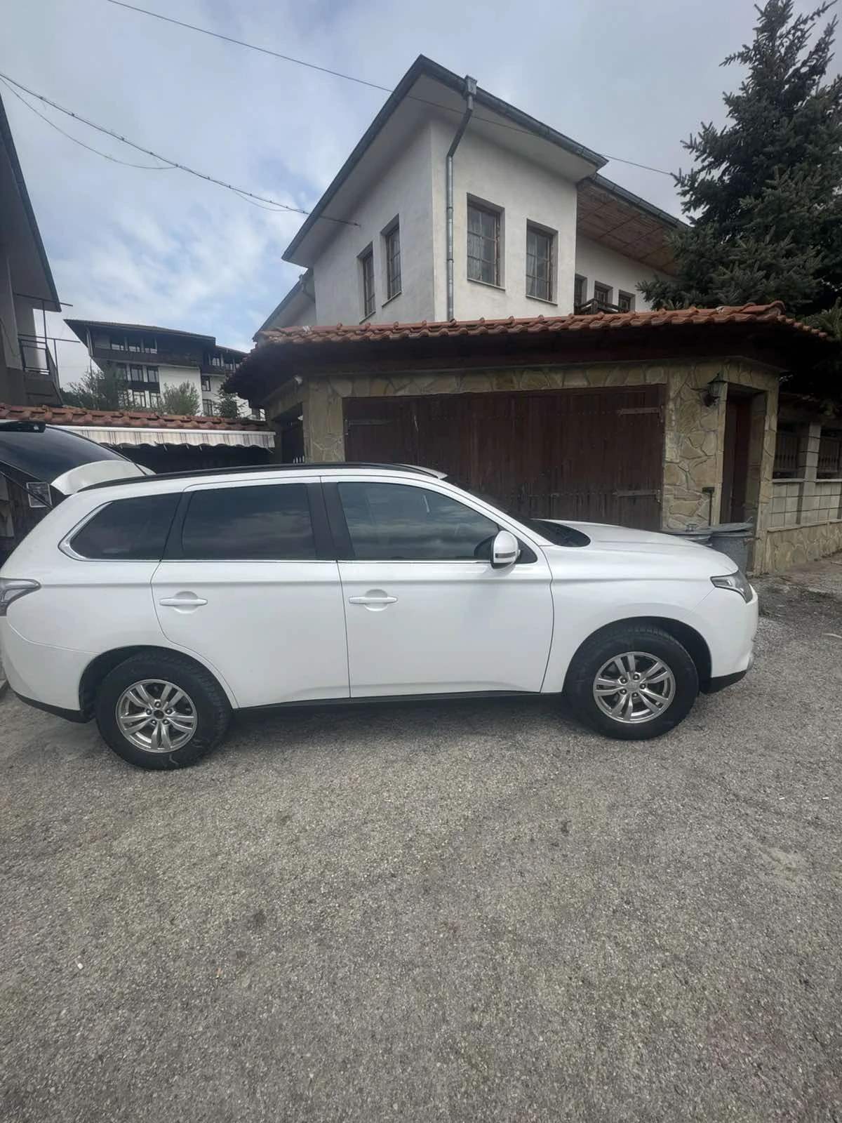 Mitsubishi Outlander  - изображение 7