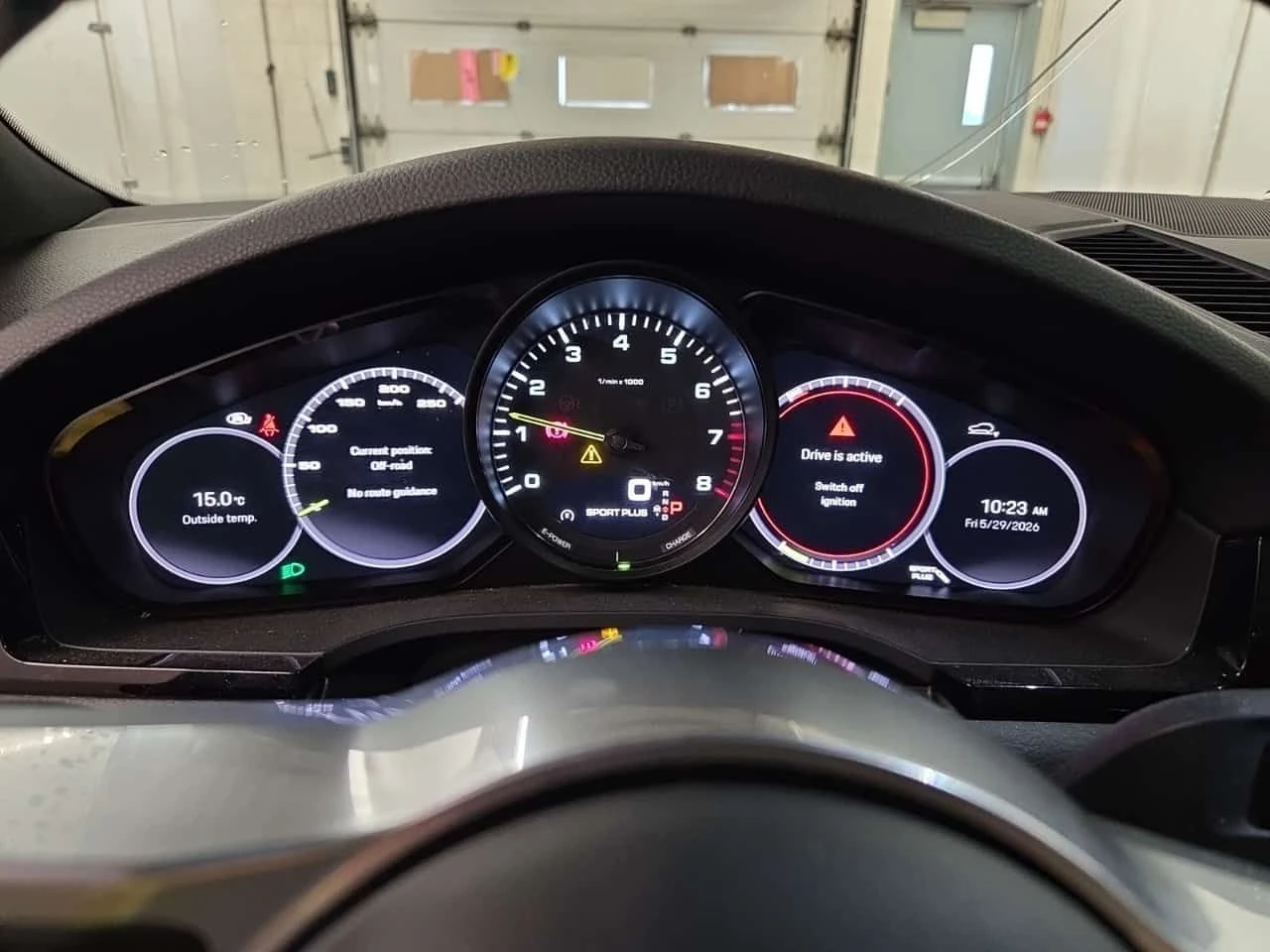 Porsche Cayenne * E Hybrid * ПАНОРАМА* 360KAMЕРА* ДИСТРОНИК* , снимка 10 - Автомобили и джипове - 54761762