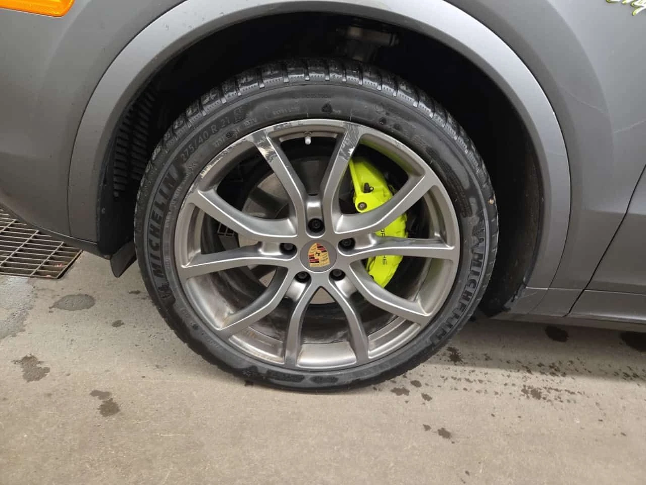 Porsche Cayenne * E Hybrid * ПАНОРАМА* 360KAMЕРА* ДИСТРОНИК* , снимка 7 - Автомобили и джипове - 54761762