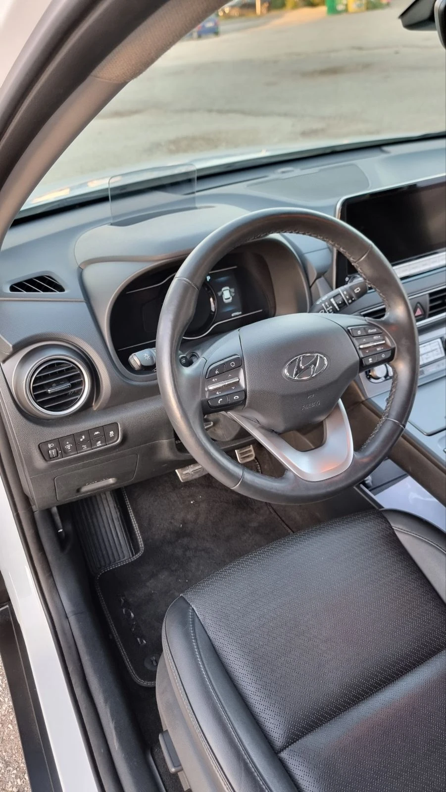 Hyundai Kona 64 kWh/Premium/2022/SOH 100%/KRELL, снимка 7 - Автомобили и джипове - 54858695