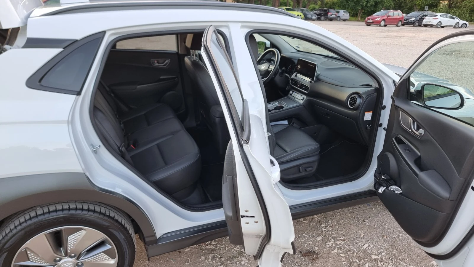 Hyundai Kona 64 kWh/Premium/2022/SOH 100%/KRELL, снимка 6 - Автомобили и джипове - 54858695