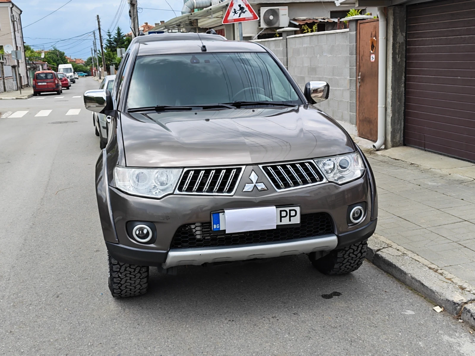 Mitsubishi L200