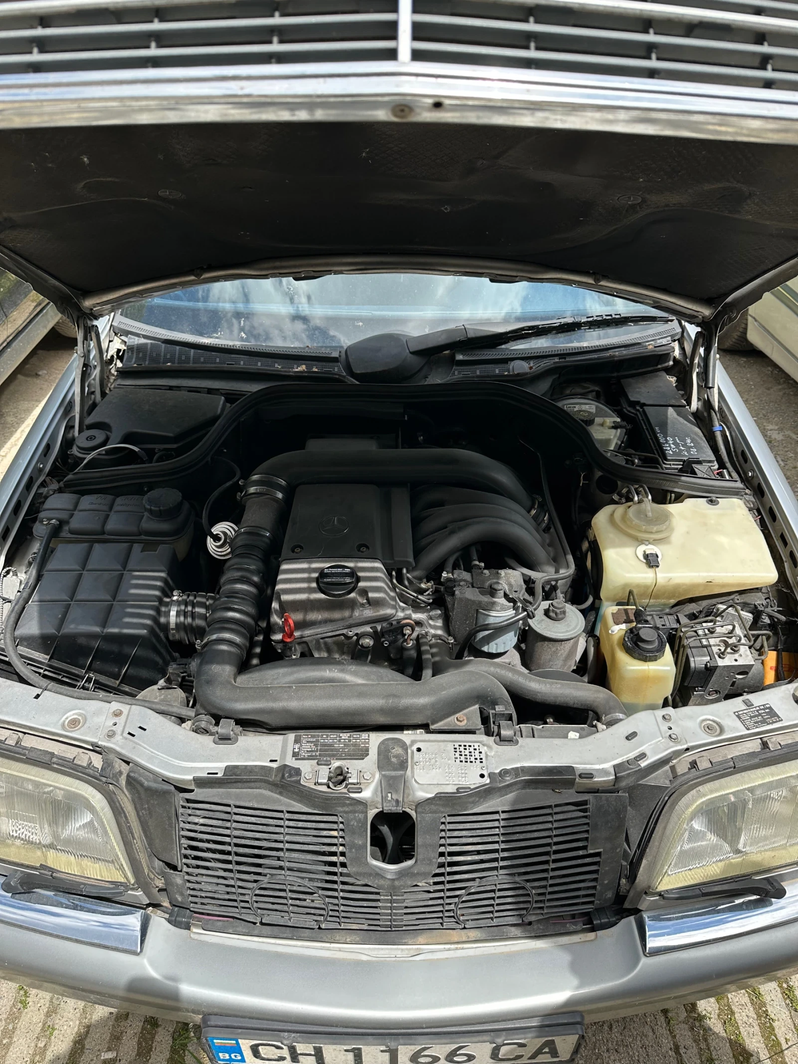 Mercedes-Benz C 250, снимка 13 - Автомобили и джипове - 55345443
