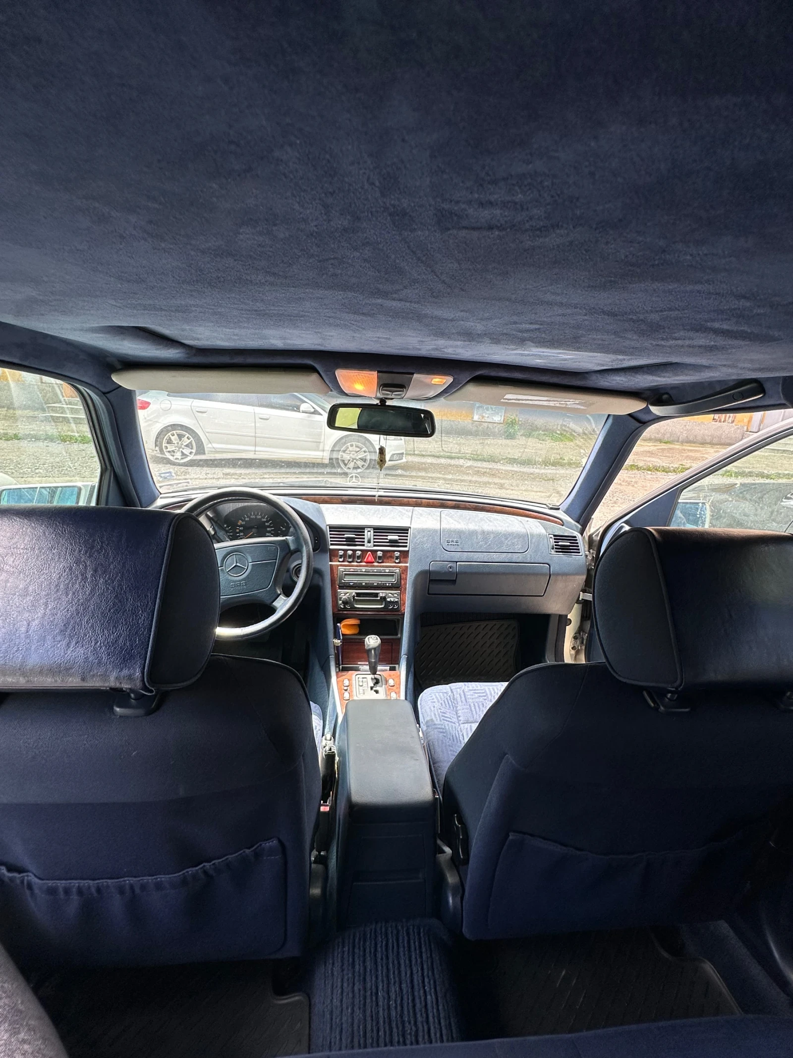 Mercedes-Benz C 250, снимка 12 - Автомобили и джипове - 55345443