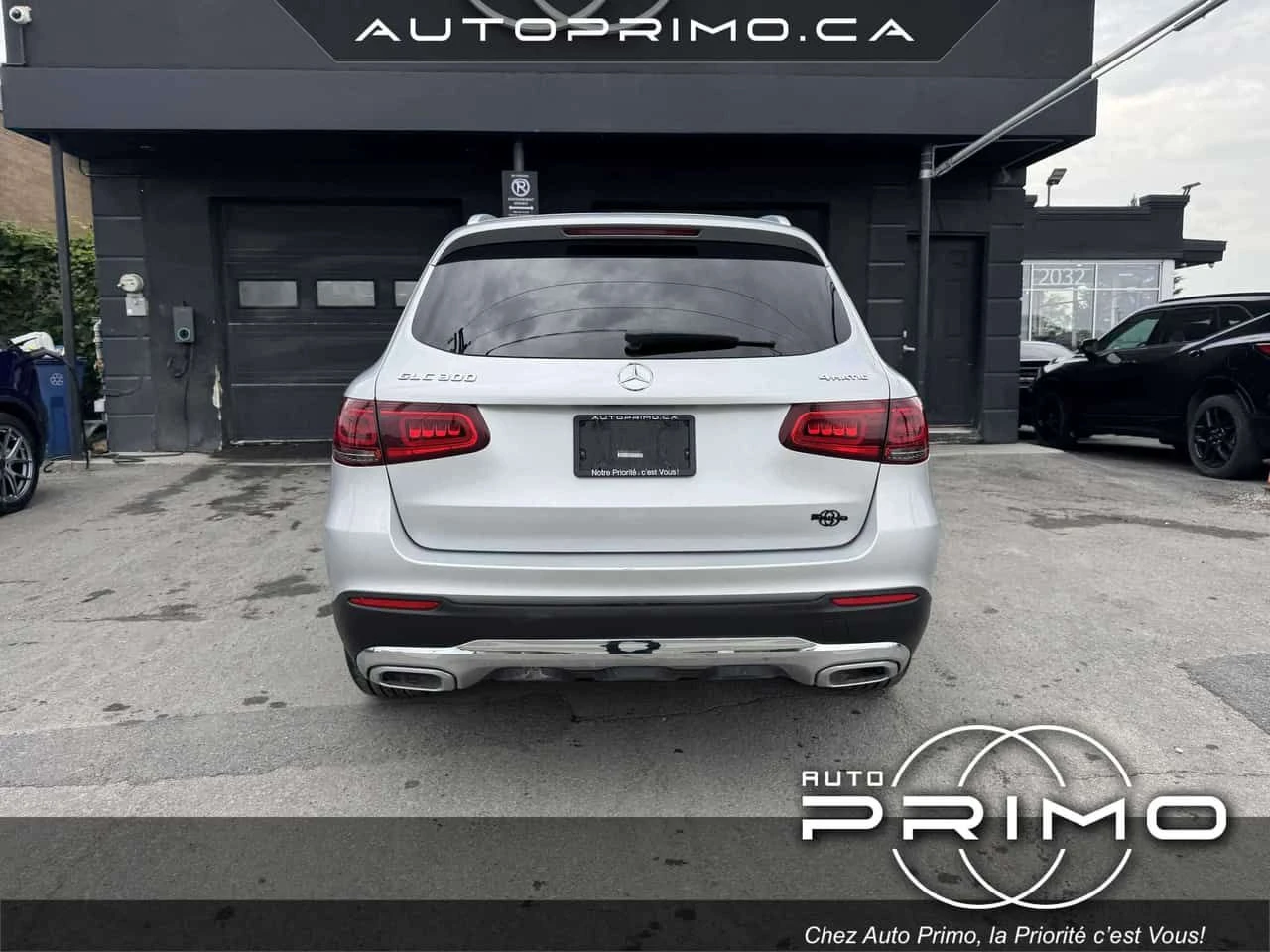 Mercedes-Benz GLC 300 CARFAX, снимка 7 - Автомобили и джипове - 55396247