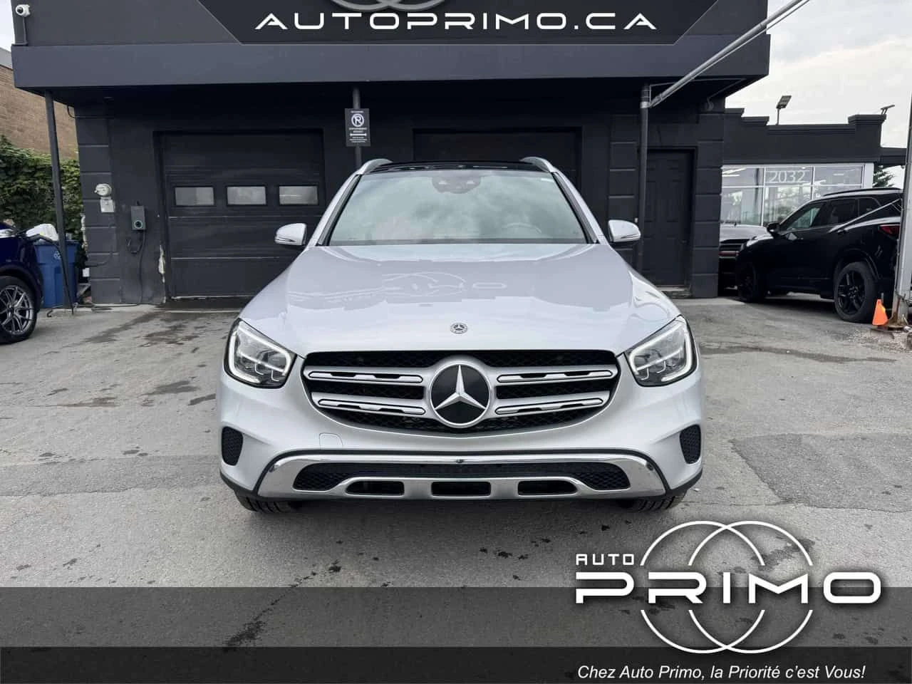 Mercedes-Benz GLC 300 CARFAX, снимка 3 - Автомобили и джипове - 55396247