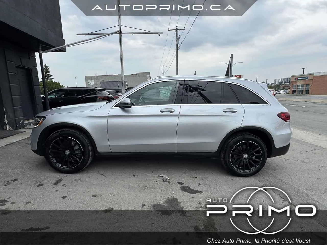 Mercedes-Benz GLC 300 CARFAX, снимка 9 - Автомобили и джипове - 55396247