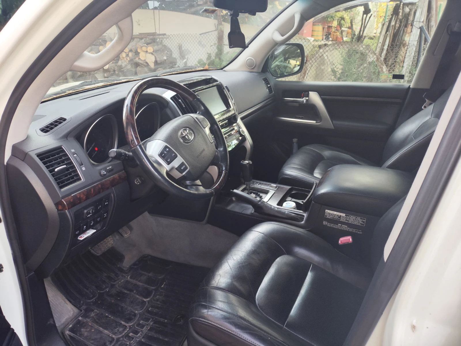 Toyota Land cruiser J 200