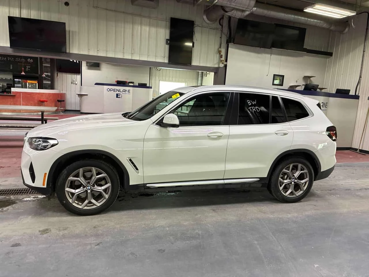 BMW X3 * xDrive30i Sports Activity Vehicle * CARFAX * ��� | Mobile.bg � ����������� 3