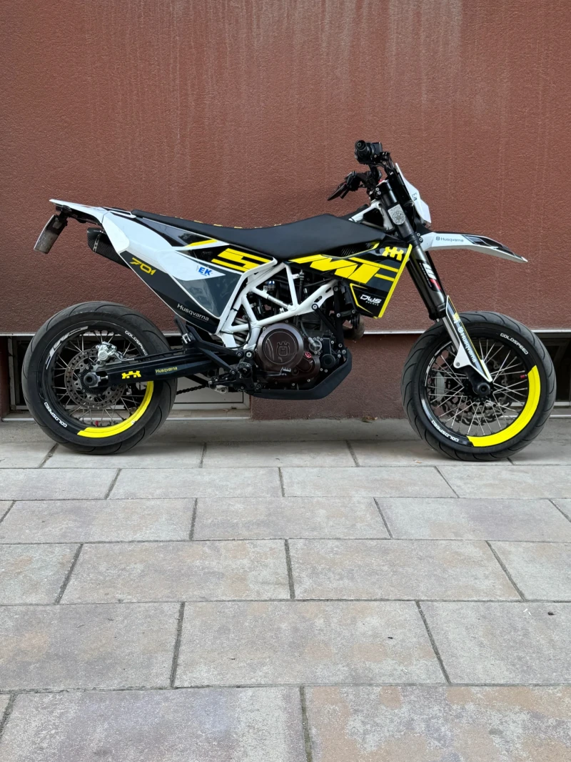 Husqvarna Svartpilen 701, снимка 2 - Мотоциклети и мототехника - 52344119