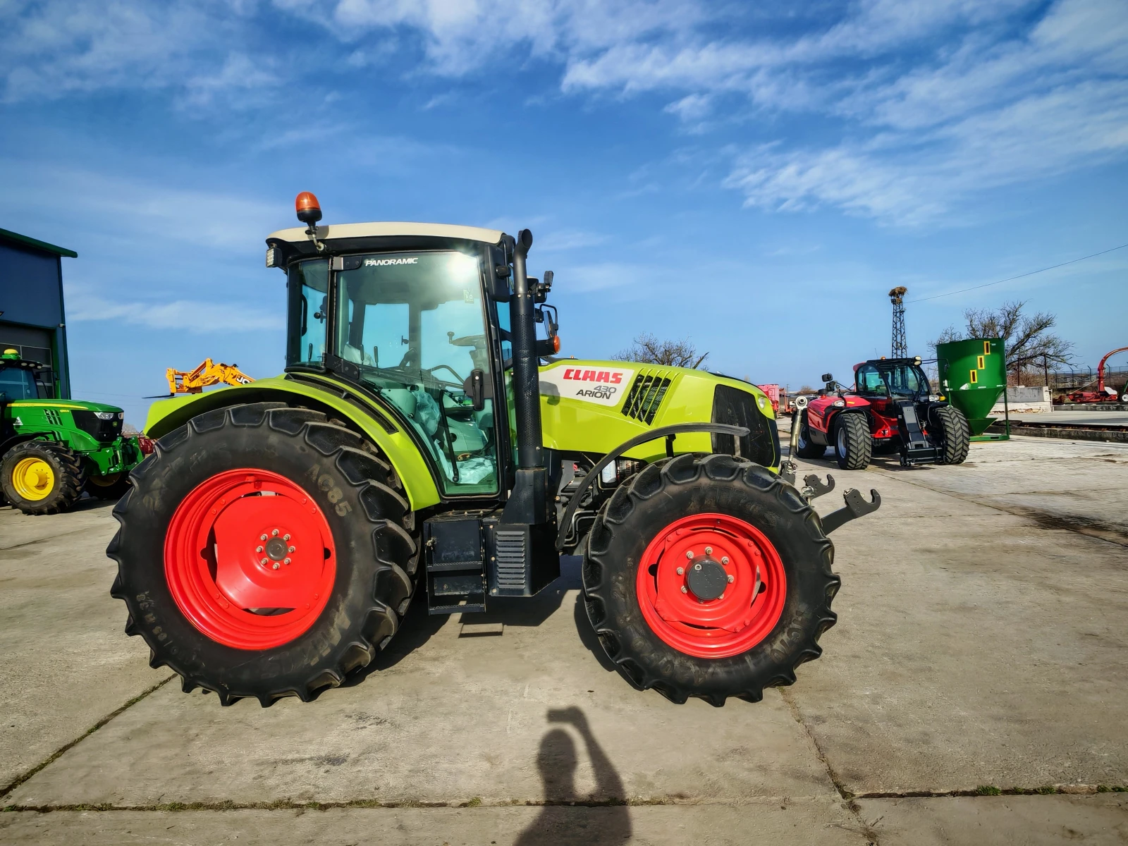 Трактор Claas Arion 430 лизинг с първоначална 20% - изображение 3
