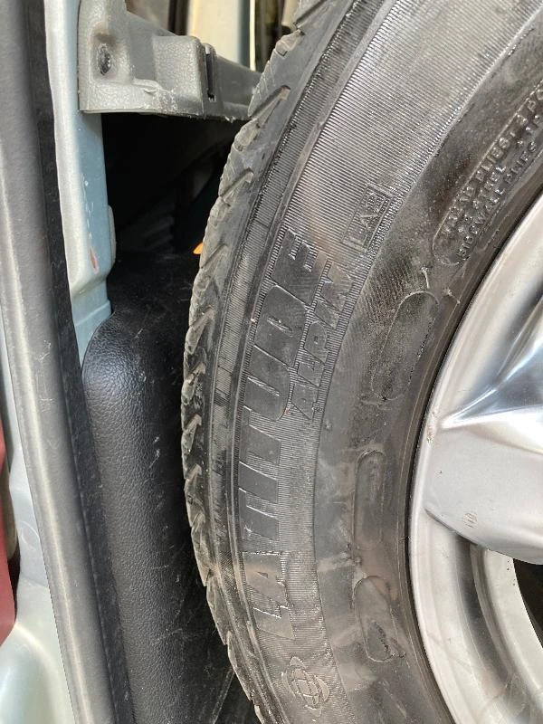 Гуми с джанти Michelin 225/60R17, снимка 5 - Гуми и джанти - 35007913