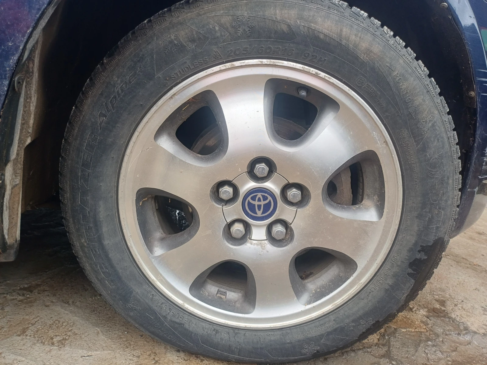   Toyota Corolla verso | Mobile.bg   1